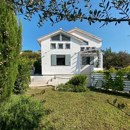 ληγάτο House *